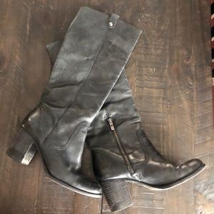 Vince Camuto black leather boots size 8